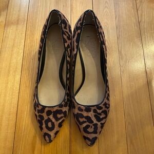 Franco Sarto Leopard Print Pointed Toe Block Heels Women Size‎ 6 M